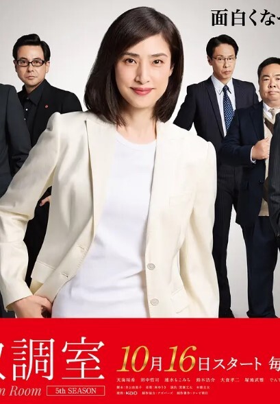 【网吧内上网的骚逼】直接在电脑前扒光让骚逼口交，电脑桌上各种抽插爆草全程露脸，直接射她嘴里 - 挖片网